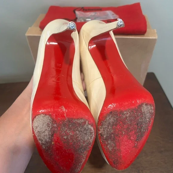 Christian Louboutin Hyper Prive 120 Elegant Cream Peep Toe Heels 39 - Picture 4 of 9